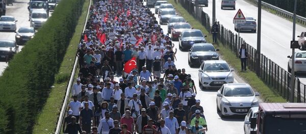 Adalet Yürüyüşü'nün 14. günü - CHP lideri Kemal Kılıçdaroğlu Adalet Yürüyüşü'nün 14. günü - CHP lideri Kemal Kılıçdaroğlu - Sputnik Türkiye