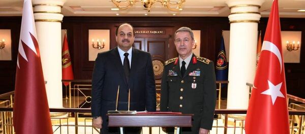 Katar Savunma Bakanı Halid Bin Muhammed el Atiyye-Org. Hulusi Akar - Sputnik Türkiye
