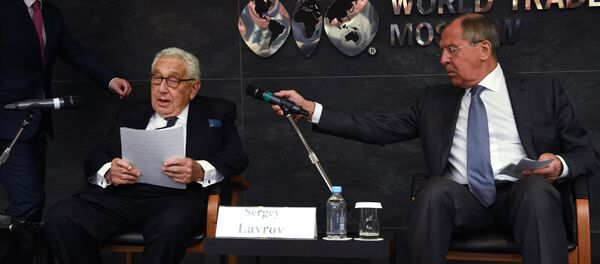 Lavrov ve Kissinger - Sputnik Türkiye