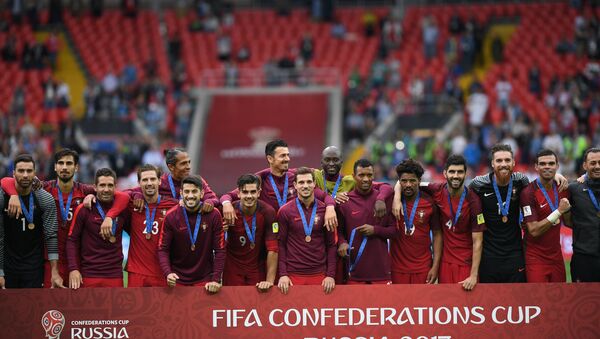 Portekiz Milli Takımı, Konfederasyonlar Kupası 3.lüğünü kutluyor. - Sputnik Türkiye