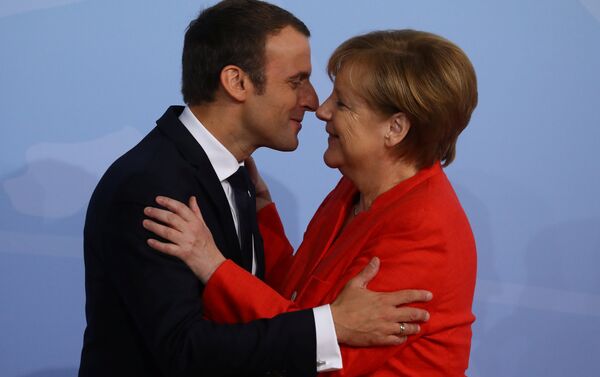 G20 Liderler Zirvesi, Hamburg'da başladı: Angela Merkel ve Emmanuel Macron - Sputnik Türkiye