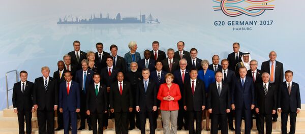 G20 Zirvesi'nde aile fotoğrafı G20 Zirvesi'nde aile fotoğrafı - Sputnik Türkiye