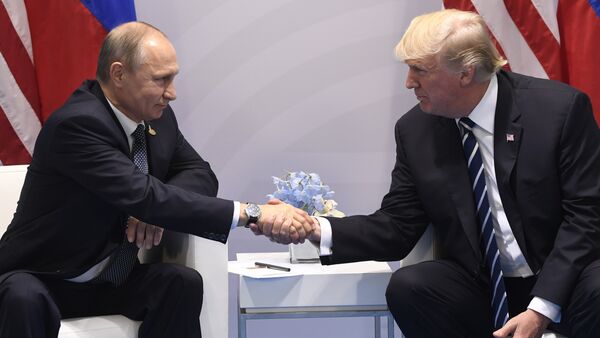 Rusya Devlet Başkanı Vladimir Putin - ABD Başkanı Donald Trump - Sputnik Türkiye