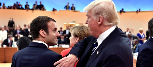 Donald Trump - Emmanuel Macron - Sputnik Türkiye
