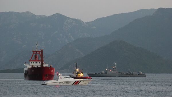 Yunan sahil güvenliğinin ateş açtığı Türk bayraklı yük gemisi ACT - Sputnik Türkiye