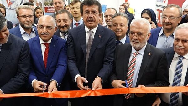 Ekonomi Bakanı Nihat Zeybekci - Tahran'daki Türk Ticaret Merkezi'nin açılışı - Sputnik Türkiye