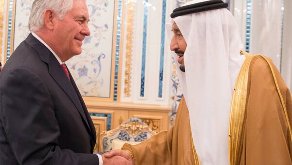 ABD Dışişleri Bakanı Rex Tillerson- Suudi Arabistan Kralı Selman bin Abdulaziz - Sputnik Türkiye