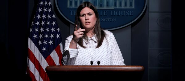 Beyaz Saray Sözcüsü Sarah Huckabee Sanders - Sputnik Türkiye
