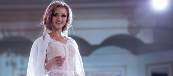 Kırgızistan Güzeli 2017 yarışması Kırgızistan Güzeli 2017 yarışması - Sputnik Türkiye