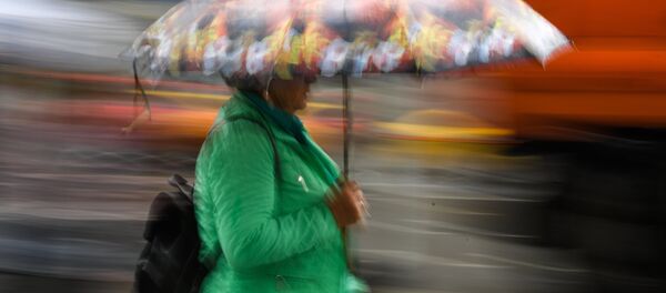 Yağmur- şemsiye - Sputnik Türkiye