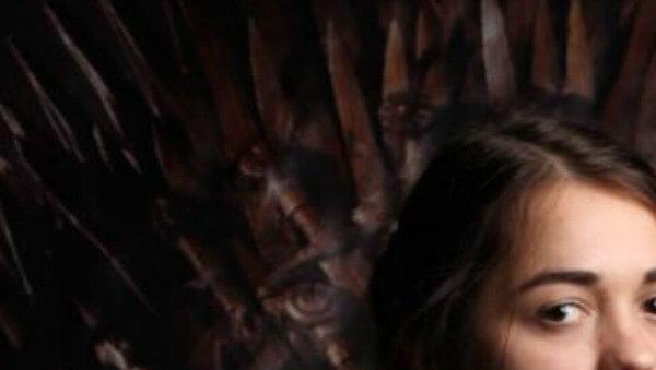 Rusya’nın kendisine ait bir Arya Stark’ı da var. Novosibirsk’te yaşayan Rus ‘Arya Stark’ Maria, Game of Thrones dizisi karakterlerine benzer kişiler arasında düzenlenen yarışmada birinciliği elde etti. - Sputnik Türkiye