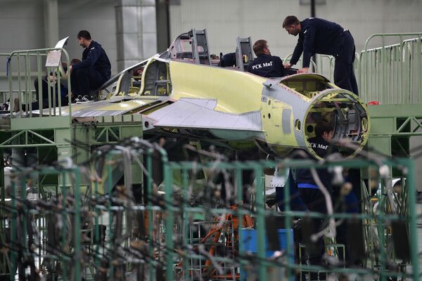 MiG uçaklarını üreten uçak fabrikası - Sputnik Türkiye