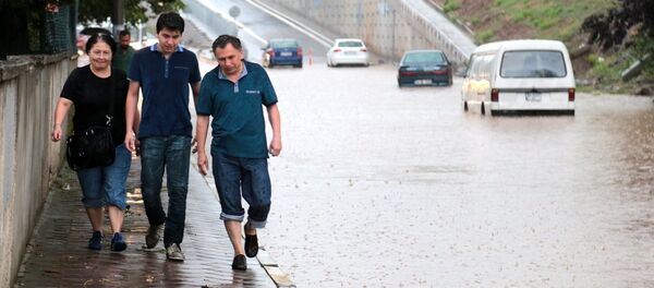 İstanbul'da sağanak yağış - Sputnik Türkiye