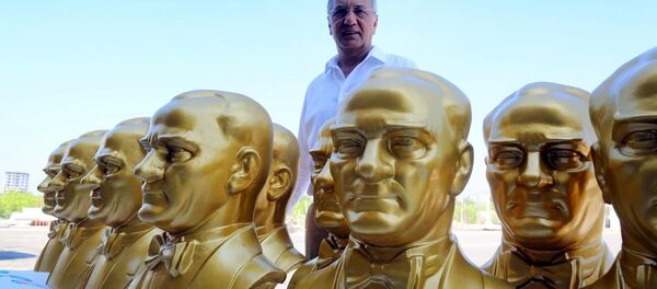 Atatürk büstü - Sputnik Türkiye