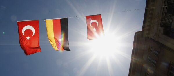 Almanya-Türkiye Bayrağı - Sputnik Türkiye