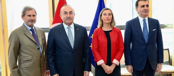 Mevlüt Çavuşoğlu, Ömer Çelik, Johannes Hahn, Federica Mogherini - Sputnik Türkiye