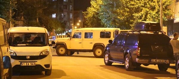 Diyarbakır'da ilçe emniyet müdürlüğüne saldırı - Sputnik Türkiye