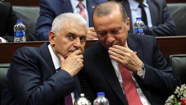 Başbakan Binali Yıldırım- Cumhurbaşkanı Recep Tayyip Erdoğan - Sputnik Türkiye