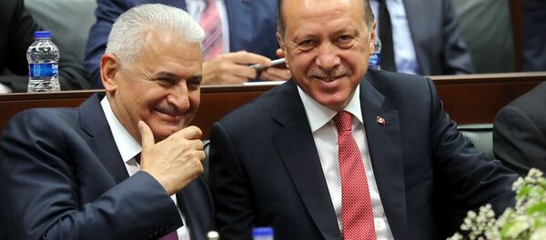 Başbakan Binali Yıldırım- Cumhurbaşkanı Recep Tayyip Erdoğan - Sputnik Türkiye