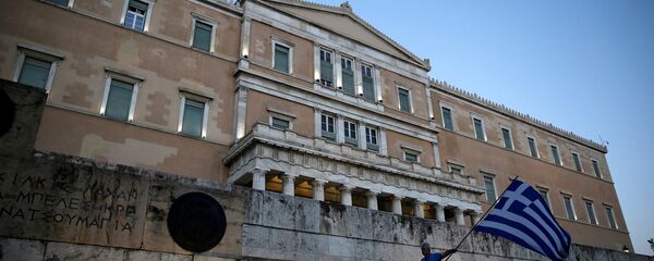 Yunanistan parlamentosu / Yunan bayrağı - Sputnik Türkiye