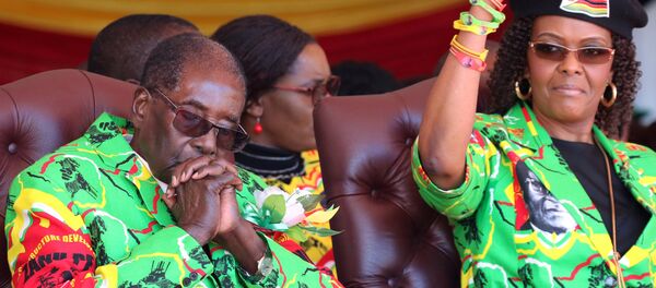 Robert Mugabe - Grace Mugabe - Sputnik Türkiye