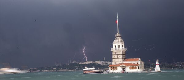 İstanbul'da şiddetli sağanak - fırtına - yağmur - Sputnik Türkiye