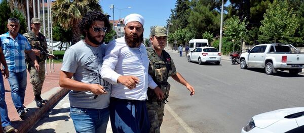 Atatürk büstüne saldıran Mehmet Malbora - Sputnik Türkiye