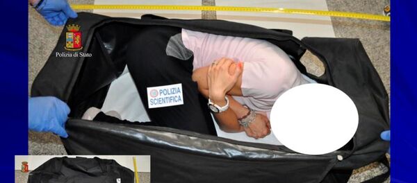 Film yapma vaadiyle Milano’ya getirdikleri İngiliz modeli kaçırdılar - Sputnik Türkiye