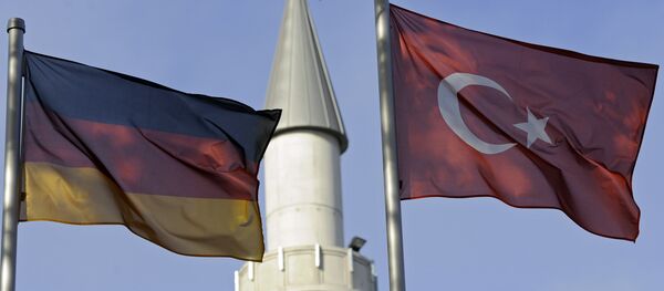 Almanya- Türkiye- Bayrak- Cami - Sputnik Türkiye