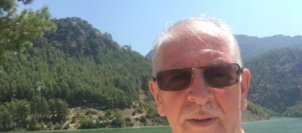 AK Parti Kandıra ilçe yöneticisi Cevat Taşdelen - Sputnik Türkiye