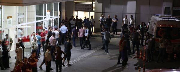 İstanbul Vatan Emniyet Müdürlüğü - IŞİD mensubu saldırısı - polis memuru yaşamını yitirdi - Sputnik Türkiye