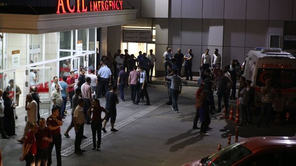 İstanbul Vatan Emniyet Müdürlüğü - IŞİD mensubu saldırısı - polis memuru yaşamını yitirdi - Sputnik Türkiye