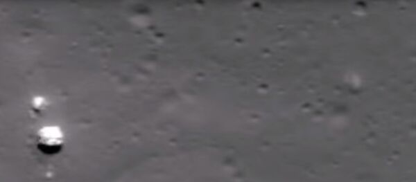 Ay’da ‘süzülen UFO evi’ bulundu - Sputnik Türkiye