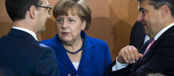 Heiko Maas, Angela Merkel ve Sigmar Gabriel - Sputnik Türkiye
