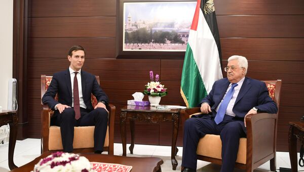 Filistin Devlet Başkanı Mahmud Abbas, Jared Corey Kushner - Sputnik Türkiye