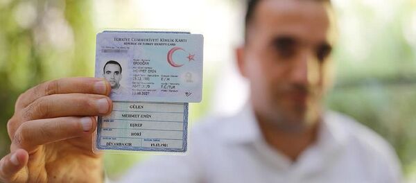 Gülen olan soyadını Erdoğan yapan milli sporcu Mehmet Emin Erdoğan - Sputnik Türkiye