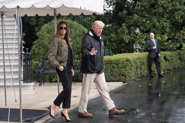 First Lady’nin stilettoları - Sputnik Türkiye