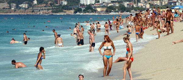 Plaj, turist, deniz, sahil - Sputnik Türkiye