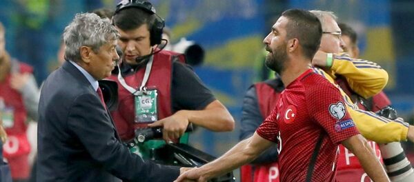 Arda Turan- Mircea Lucescu Arda Turan- Mircea Lucescu - Sputnik Türkiye