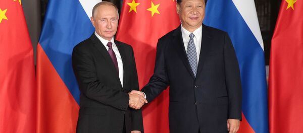 Rusya Devlet Başkanı Vladimir Putin ve Çin Devlet Başkanı Şi Cinping - Sputnik Türkiye