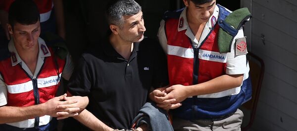 Eski Tuğgenaral Gökhan Şahin Sönmezateş - Sputnik Türkiye