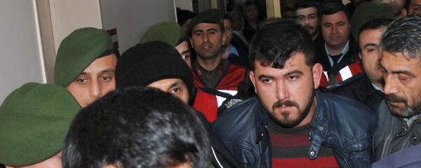 Özgecan'a tecavüzle suçlanan Fatih Gökçe - Sputnik Türkiye