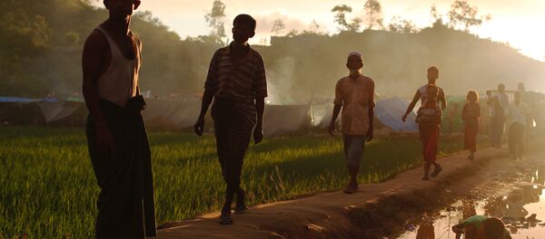 Bangladeş'teki mülteci kampındaki Arakanlı Müslümanlar - Sputnik Türkiye