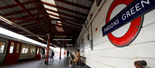 Parsons Green metro istasyonu - Sputnik Türkiye