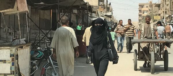 Deyr ez Zor'da hayat normale dönüyor - Sputnik Türkiye