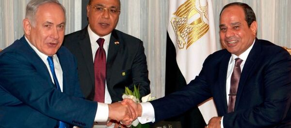 İsrail Başbakanı Benyamin Netanyahu -Mısır Cumhurbaşkanı Abdülfettah el Sisi - Sputnik Türkiye