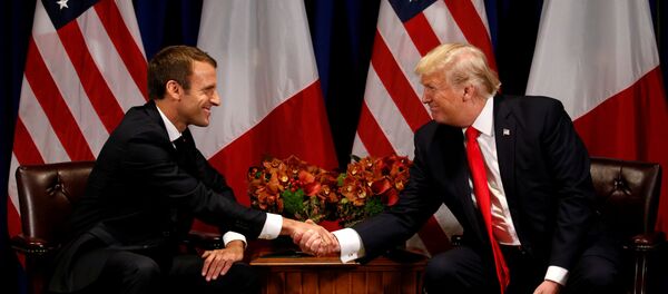 Donald Trump - Emmanuel Macron - Sputnik Türkiye