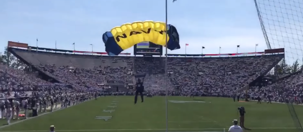 Paraşüt kazası kameralara yansıdı - Sputnik Türkiye