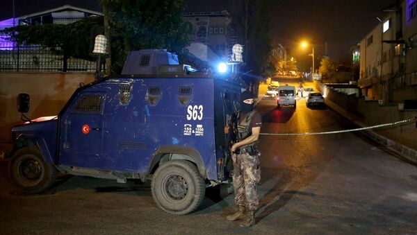 Gaziosmanpaşa'da polise saldırı - Sputnik Türkiye