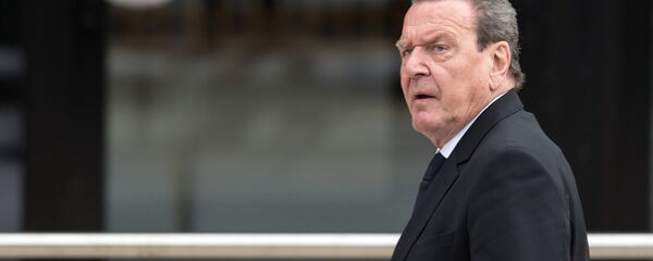 Eski Almanya Başbakanı Gerhard Schröder - Sputnik Türkiye